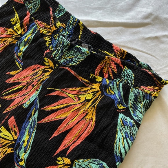 Volcom black tropical print pants - Picture 4 of 6